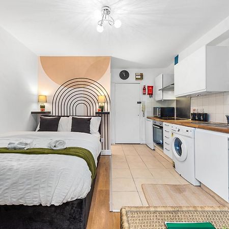 Modern Gem Brixton Centre Cozy & Comfort Charis City Studio London Exterior photo