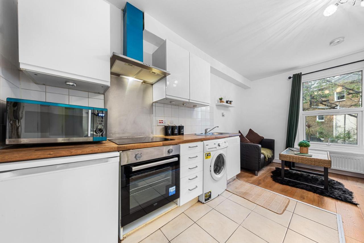 Modern Gem Brixton Centre Cozy & Comfort Charis City Studio London Exterior photo